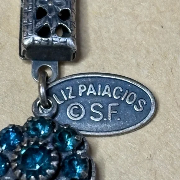 Elegant Blue Floral Bracelet - Picture 3 of 5